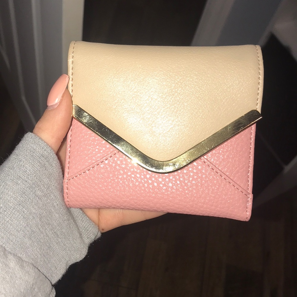 charming charlie wallet